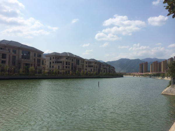 贵安三日旅游攻略，山水与科技交织的慢生活