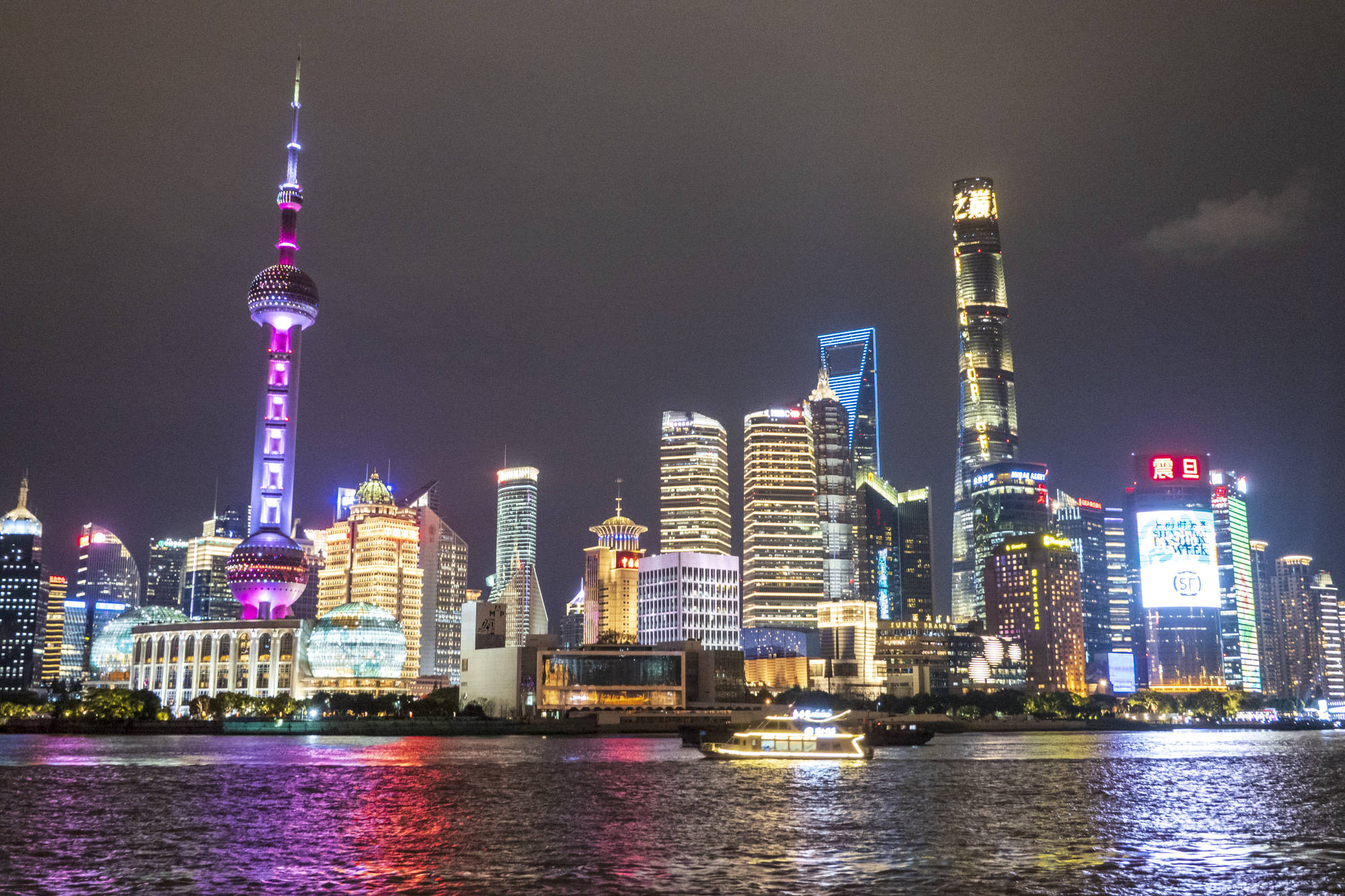 武汉市体育馆，一座城市的记忆与心跳