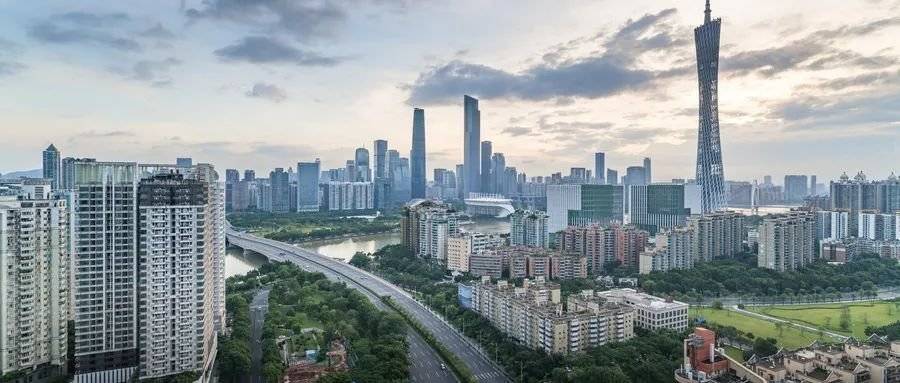 广州天河体育西路,一个让我又爱又恨的地方 广州天河体育西路,一个让我又爱又恨的地方
