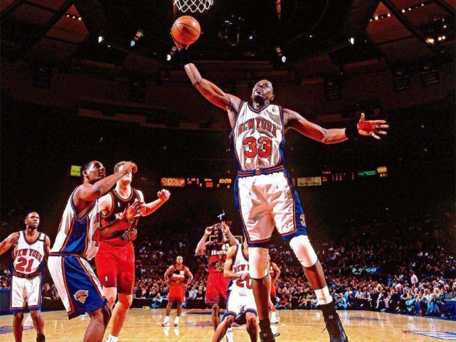 NBA史上最强中锋,一场永远吵不完的神仙打架 NBA史上最强中锋,一场永远吵不完的神仙打架